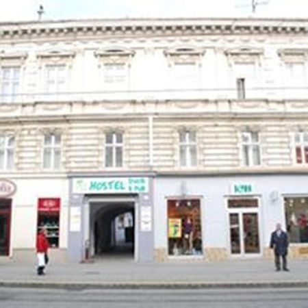 Hyde Park Hostel Bratysława Zewnętrze zdjęcie